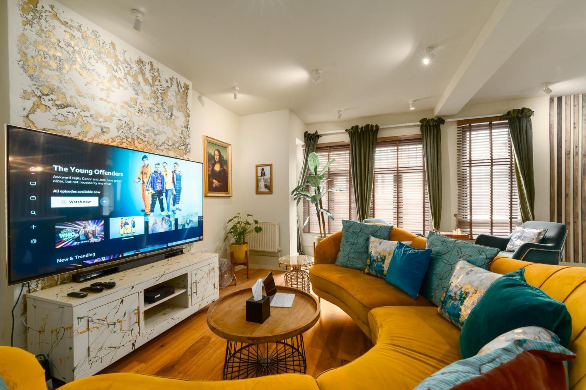 City Retreat, Spacious 4 Bed House, Games Room, Parking, Hot Tub & Bbq Cardiff Buitenkant foto